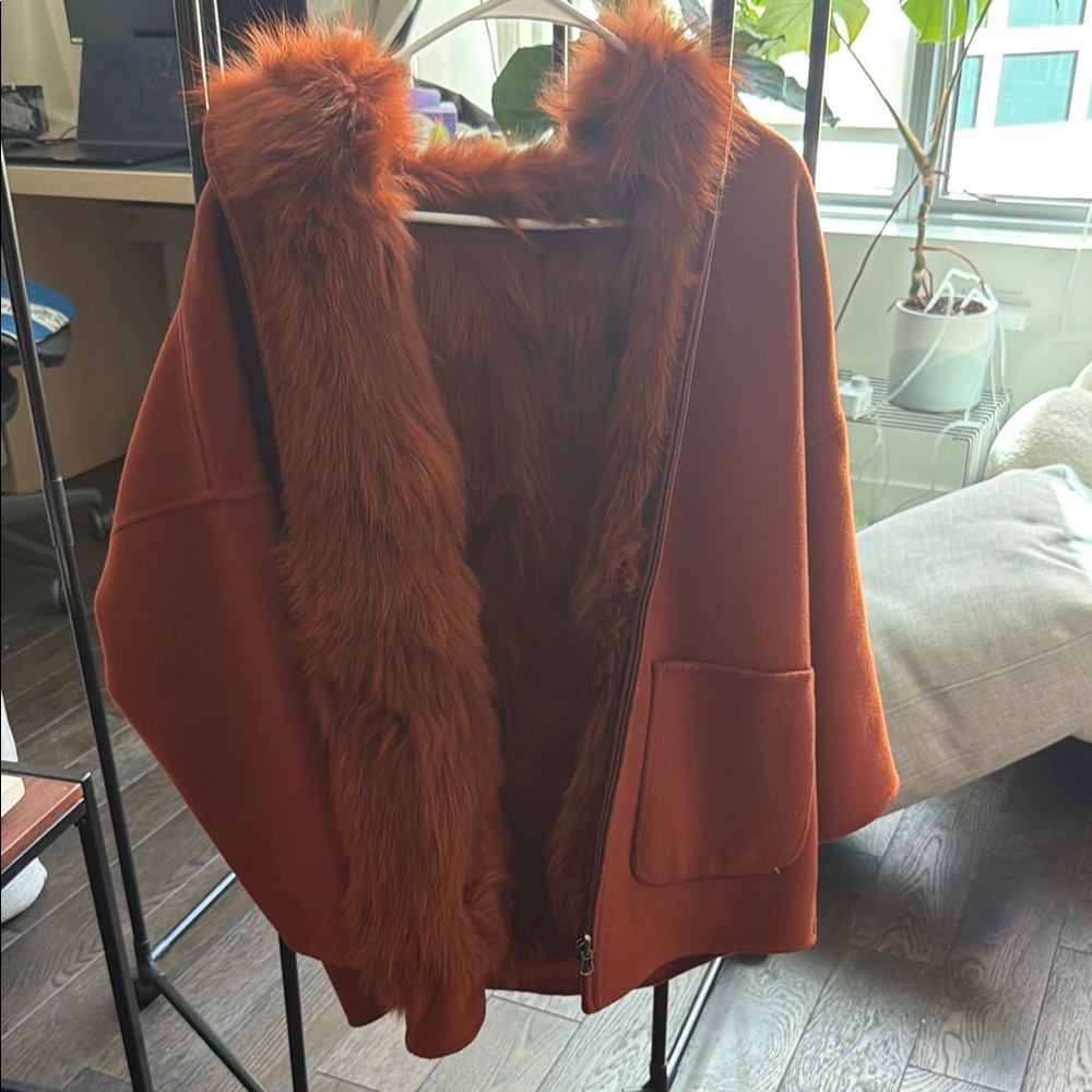 Cozy Faux-Fur Trim Cape Jacket in Rust